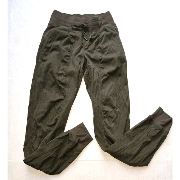Lululemon Women's‎ Dance Studio Jogger Dark Olive Size 2 Relaxed - Picture 2 of 14